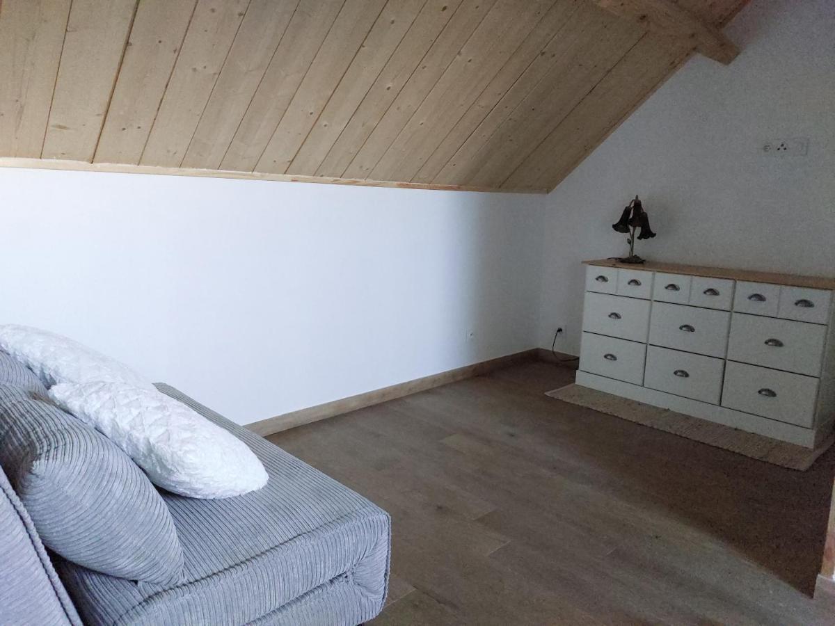 Gite Hary Villeblevin Exteriör bild